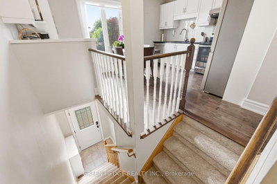 1557 Hummingbird Court • Pickering, ON photo 6
