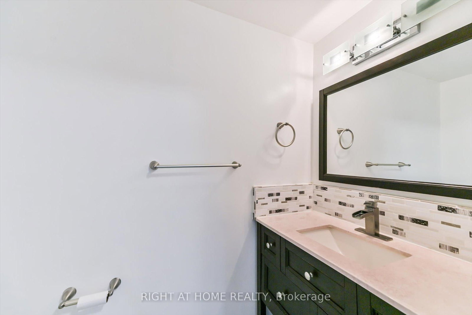 57 Hopkinson Crescent • Ajax, ON photo 19