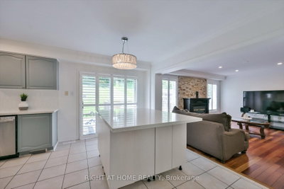 57 Hopkinson Crescent • Ajax, ON photo 9
