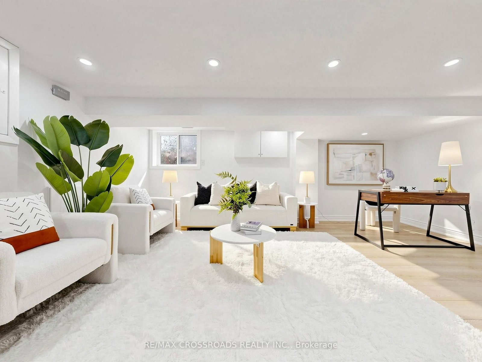 548 Glebeholme Boulevard • Toronto, ON photo 36