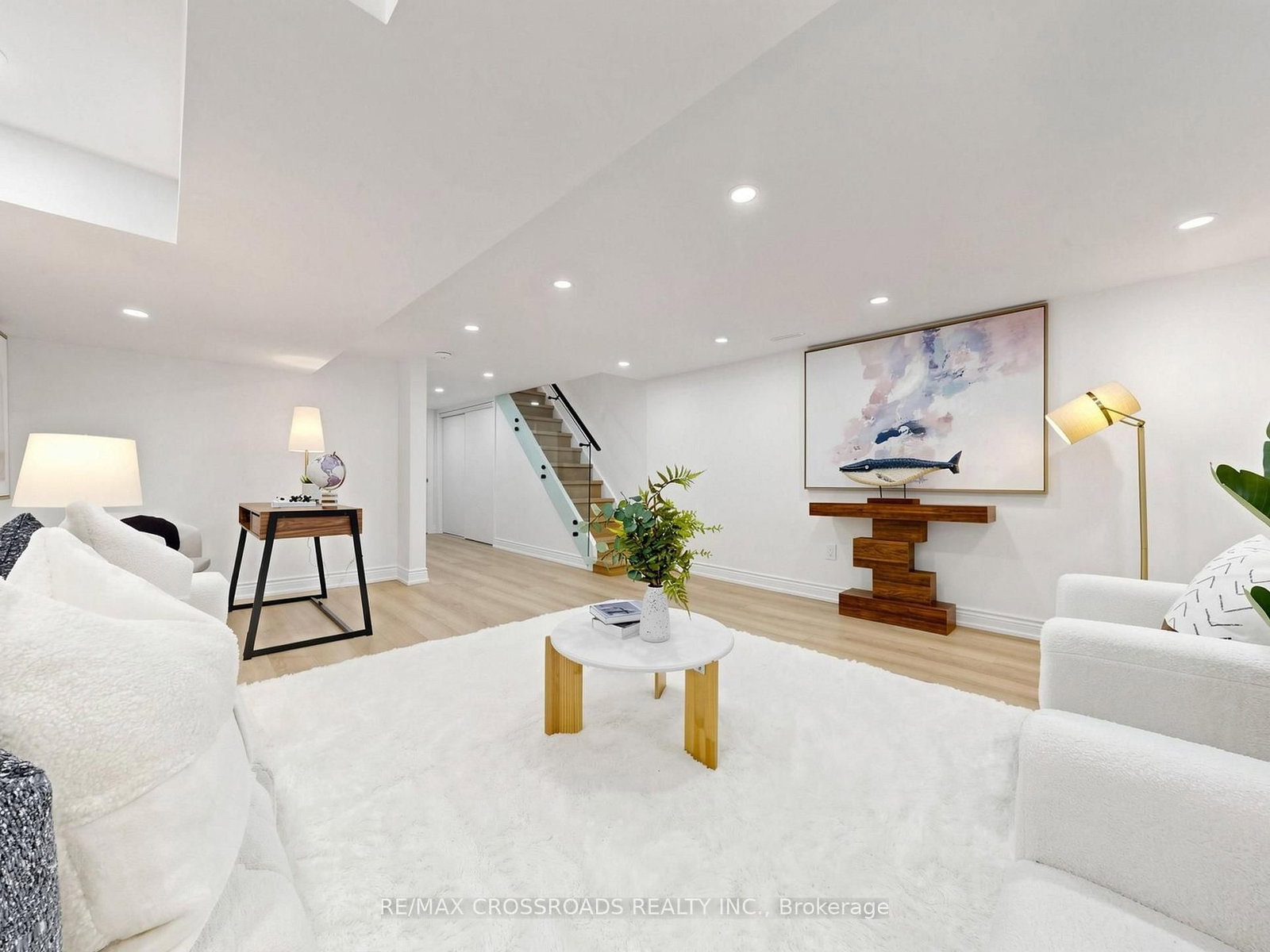 548 Glebeholme Boulevard • Toronto, ON photo 38