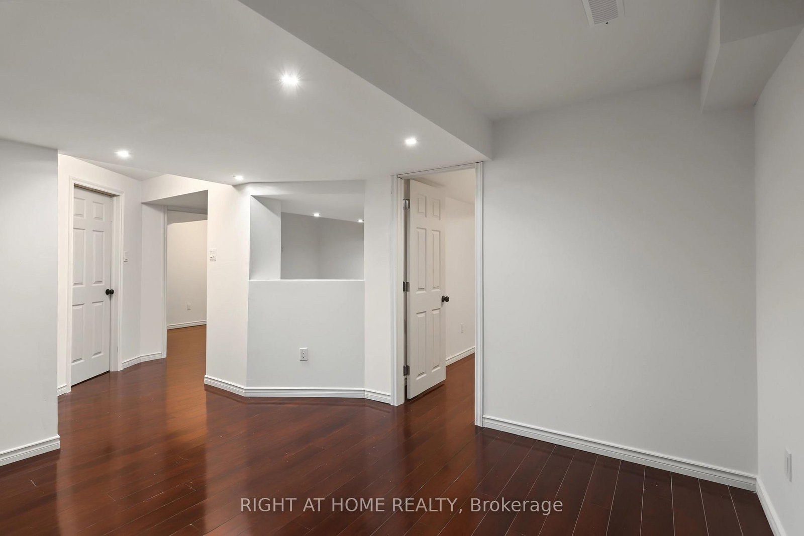 88 Scottsdale Drive • Clarington, ON photo 30