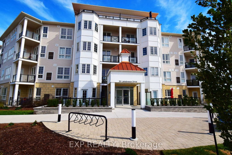 225 - 50 Lakebreeze Drive