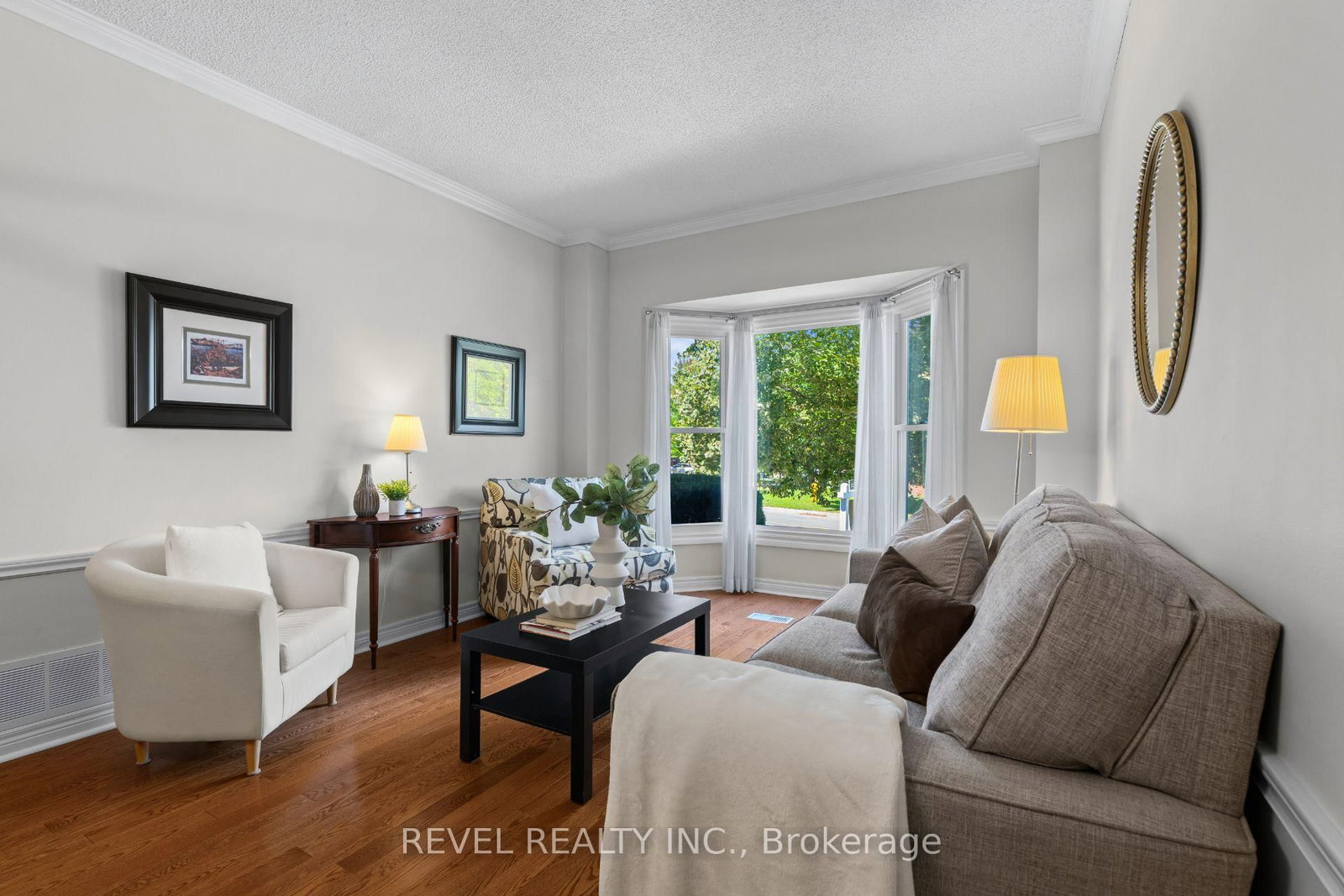 1610 Heathside Crescent • Pickering, ON photo 6