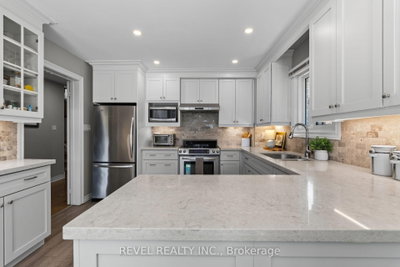 1610 Heathside Crescent • Pickering, ON photo 8