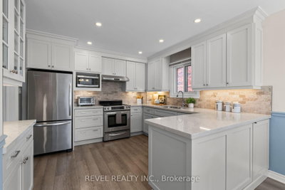 1610 Heathside Crescent • Pickering, ON photo 9