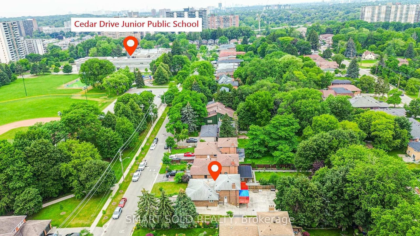 56 Gatesview Avenue • Toronto, ON photo 8