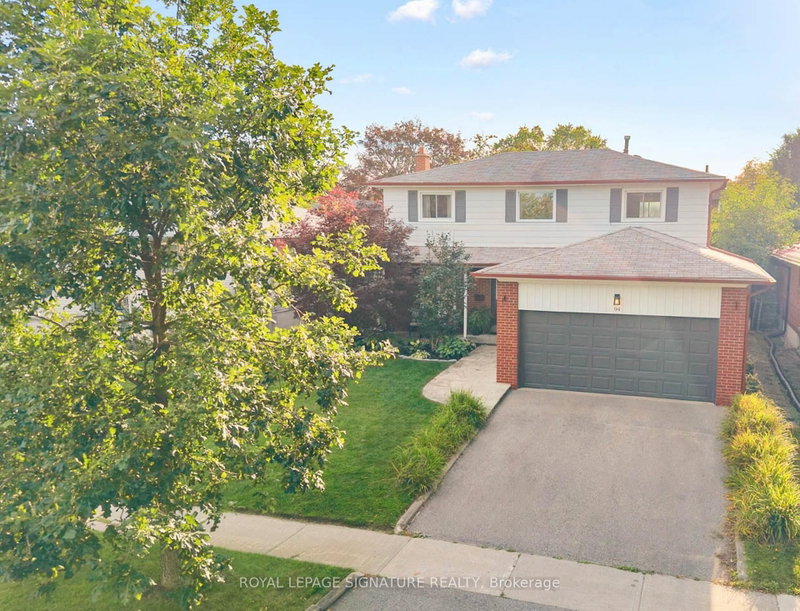 94 Clappison Boulevard