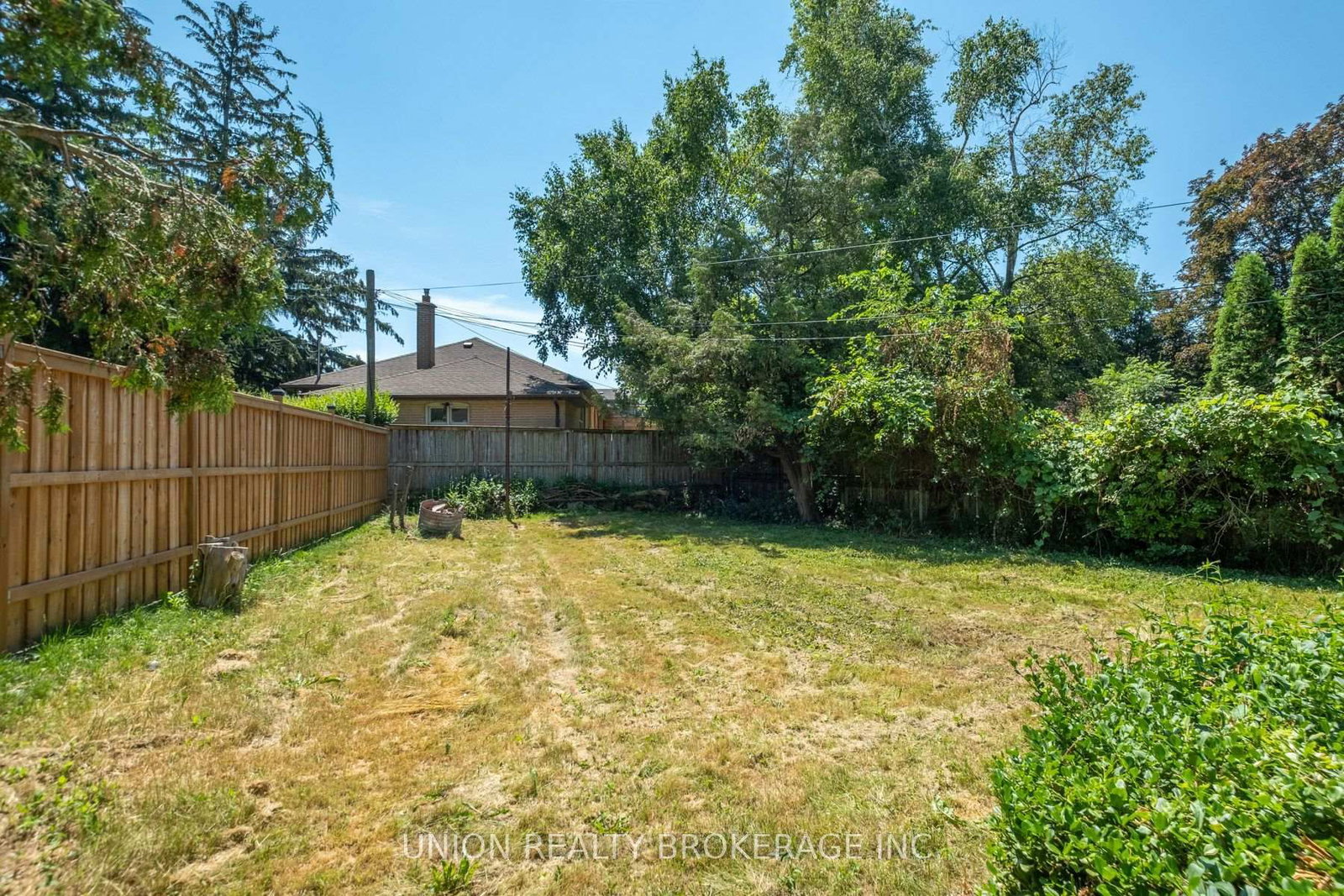 37 Shirley Crescent • Toronto, ON photo 19