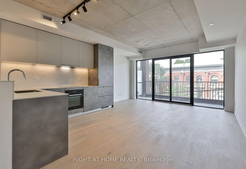 303 - 761 Queen Street E