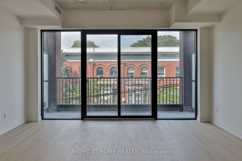 303 - 761 Queen Street E