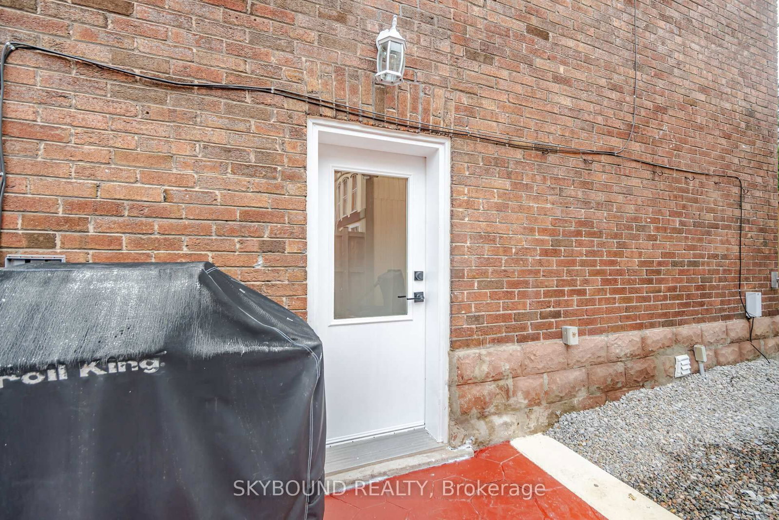 27 Rowe Street • Oshawa, ON photo 38