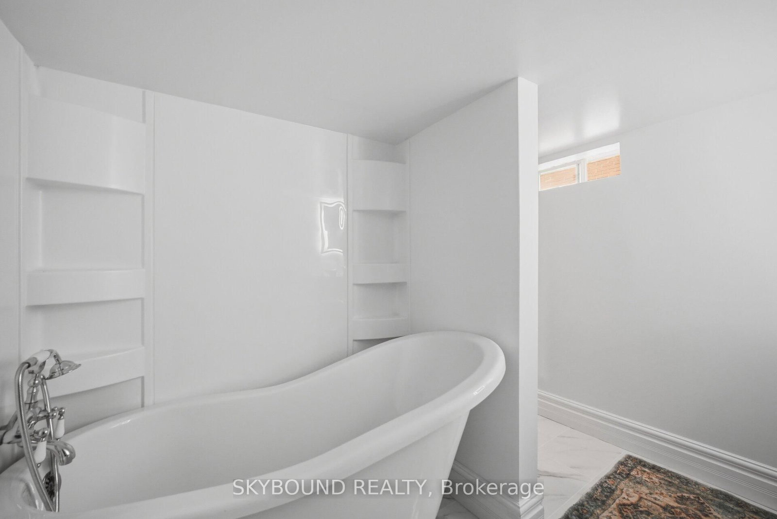 27 Rowe Street • Oshawa, ON photo 44