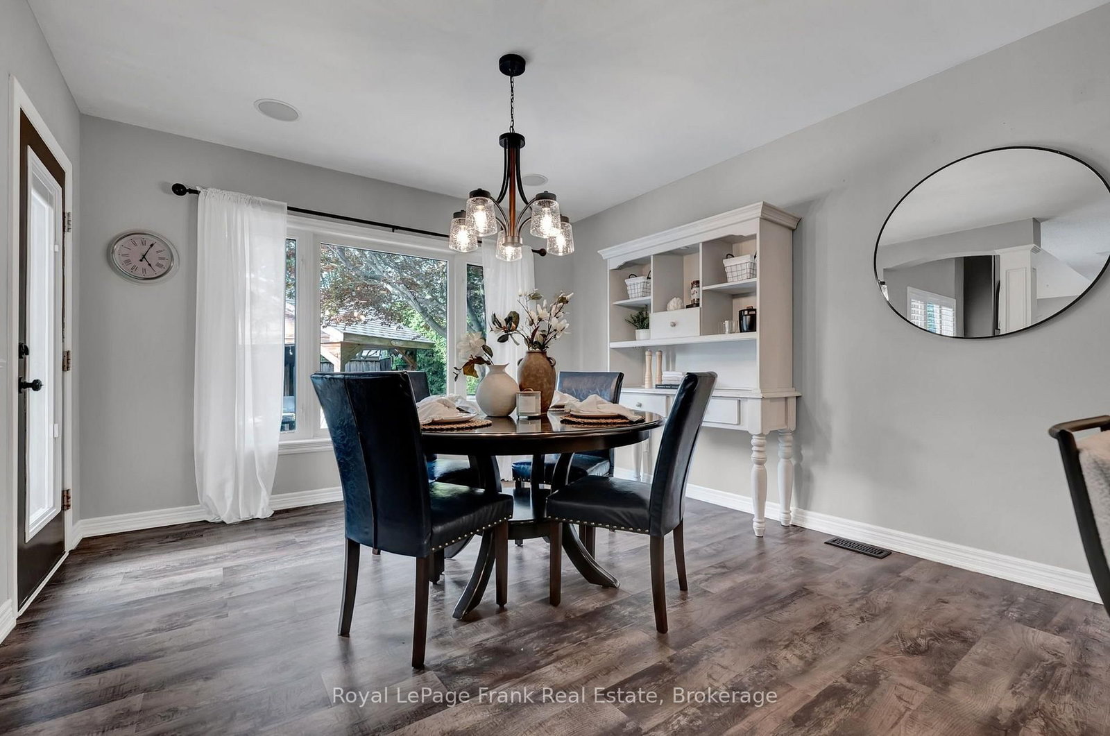 9 Sheenan Court • Clarington, ON photo 11