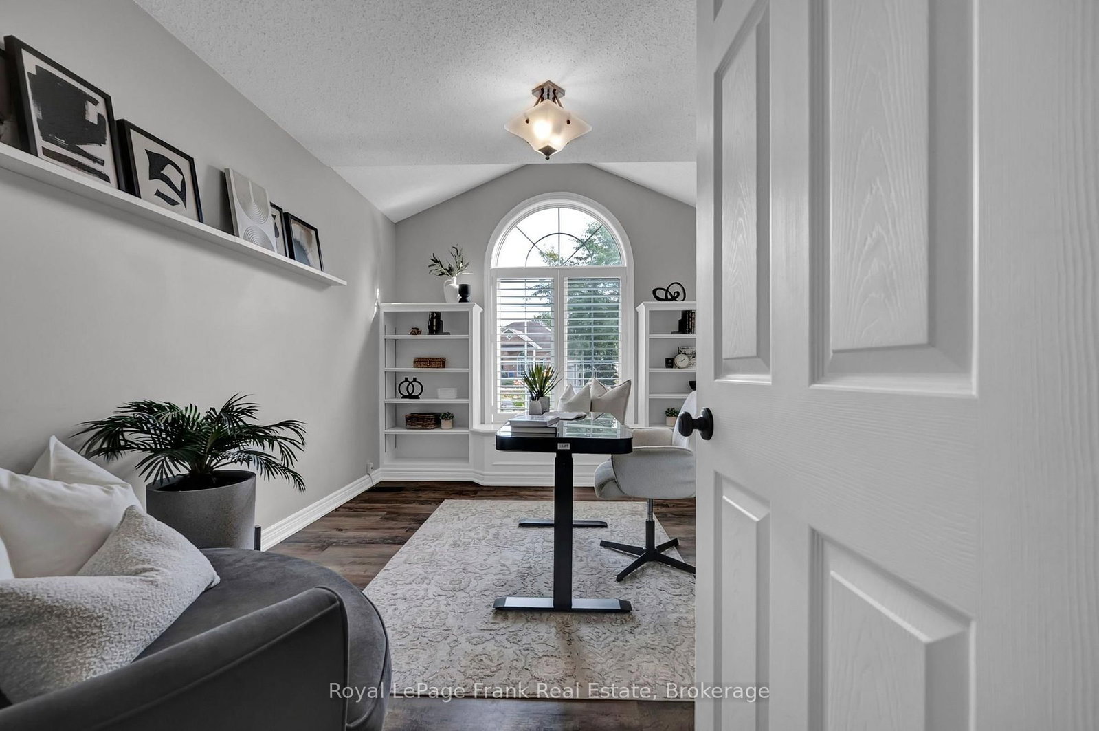 9 Sheenan Court • Clarington, ON photo 20