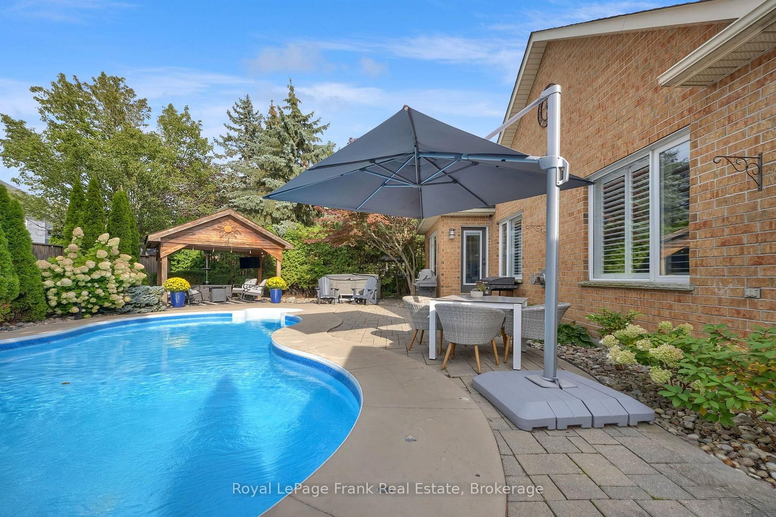 9 Sheenan Court • Clarington, ON photo 32