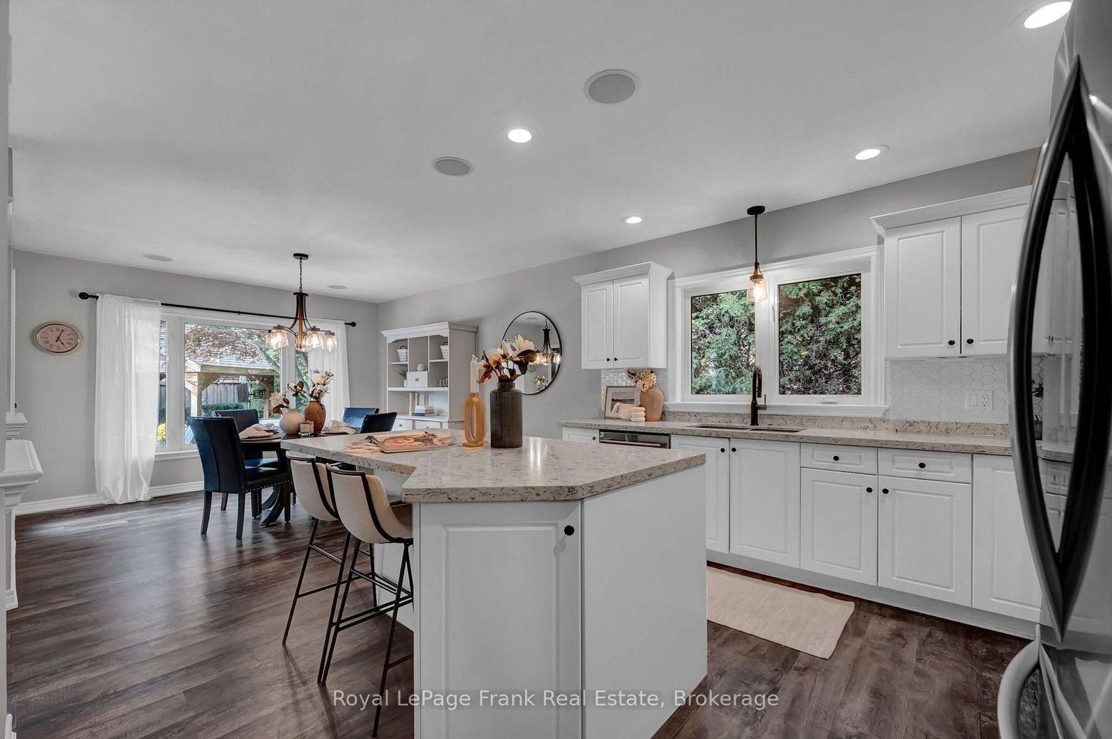 9 Sheenan Court • Clarington, ON photo 8