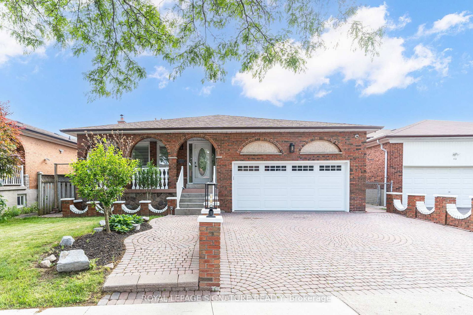 40 Beamsville Drive • Toronto, ON photo 1