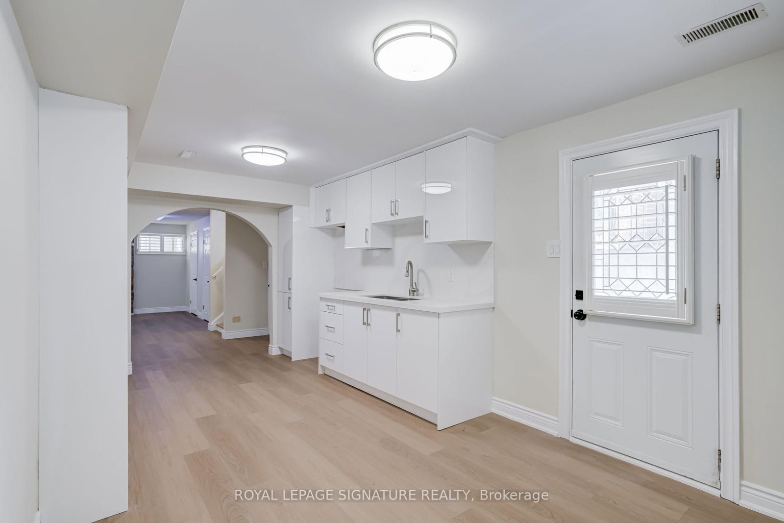 40 Beamsville Drive • Toronto, ON photo 31