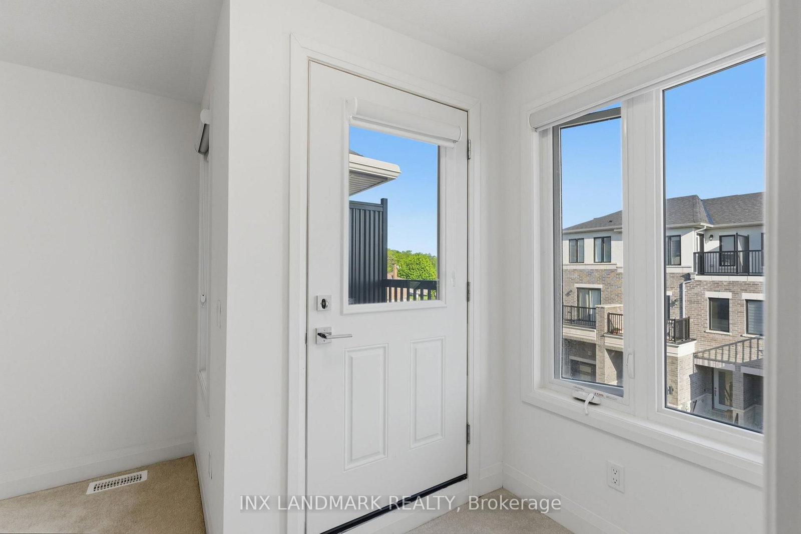30 Gerry Henry Lane • Clarington, ON photo 32