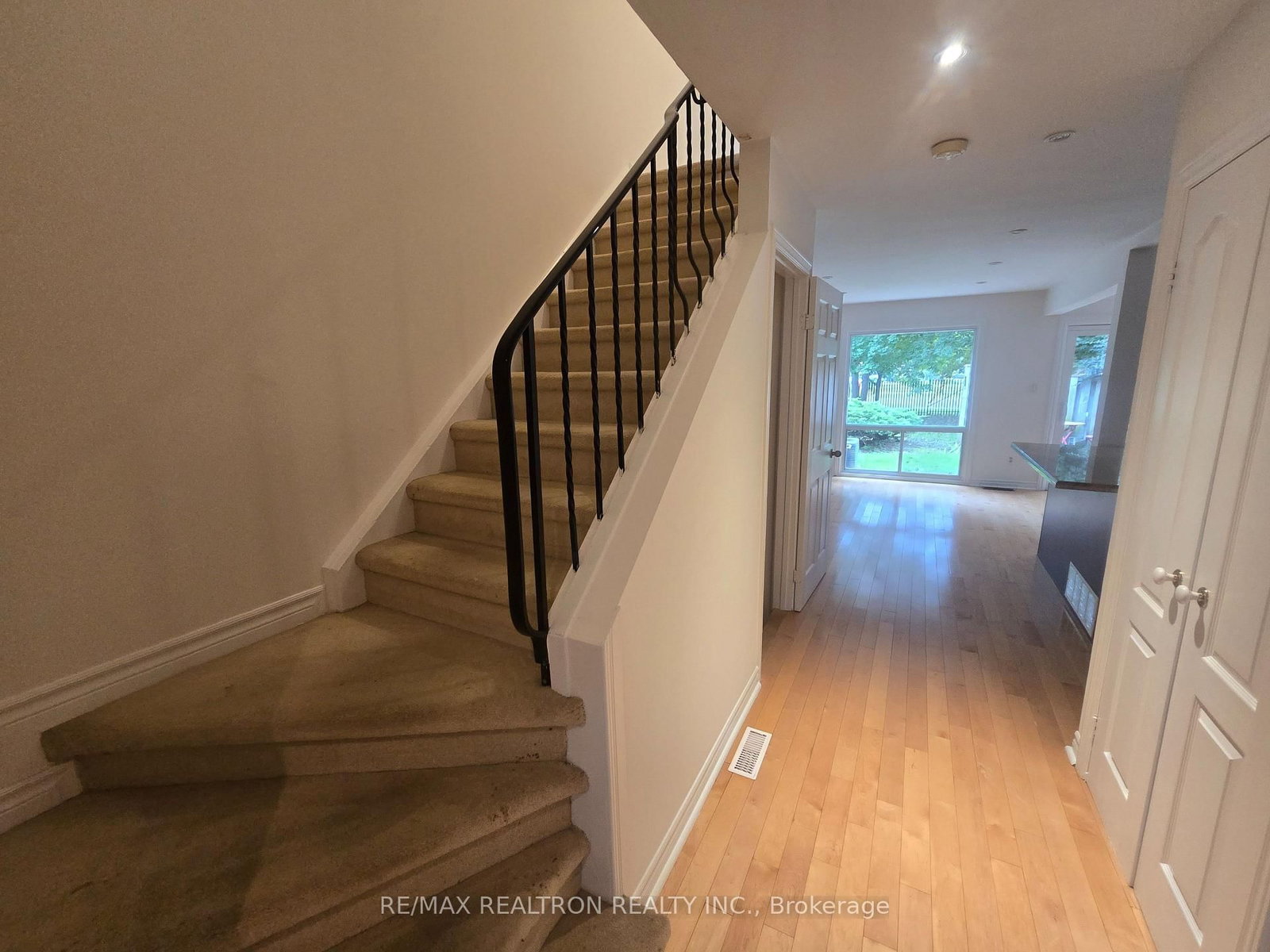 119 Huntingdale Boulevard • Toronto, ON photo 9