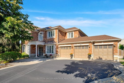 102 Kennett Dr - Photo 1