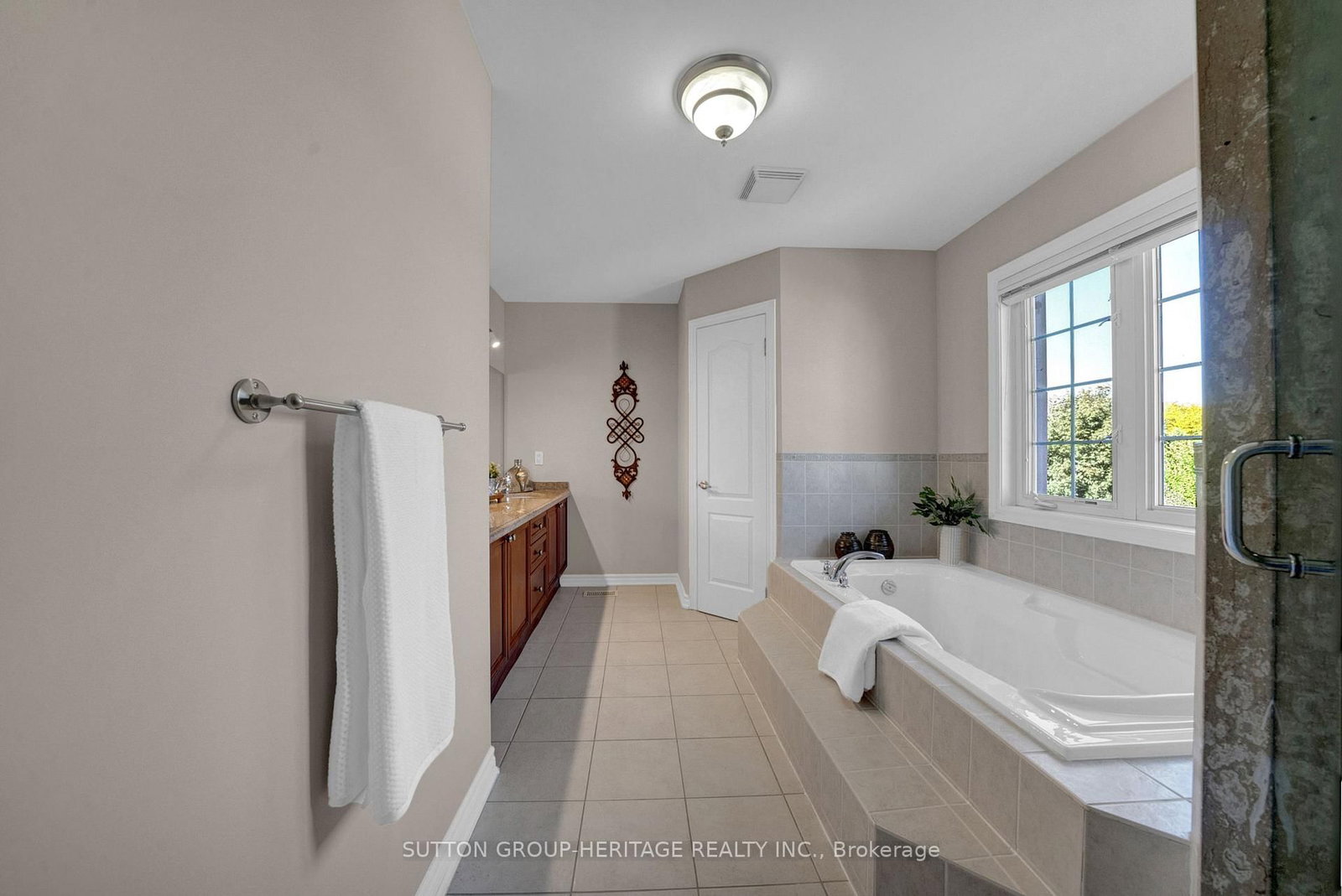 102 Kennett Drive • Whitby, ON photo 19