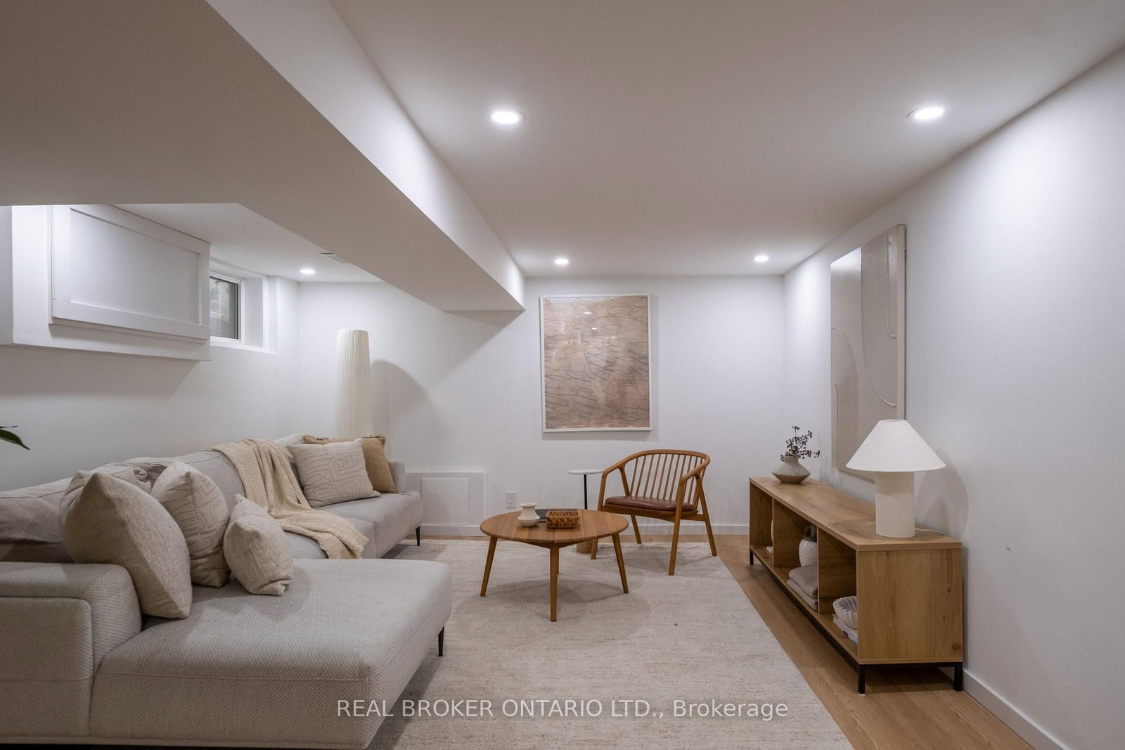 22 Stephenson Avenue • Toronto, ON photo 14