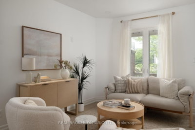22 Stephenson Avenue • Toronto, ON photo 4