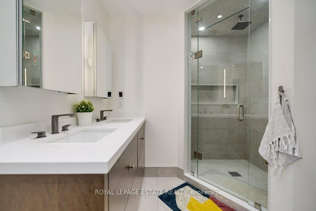 80 Elmer Avenue • Toronto, ON photo 34