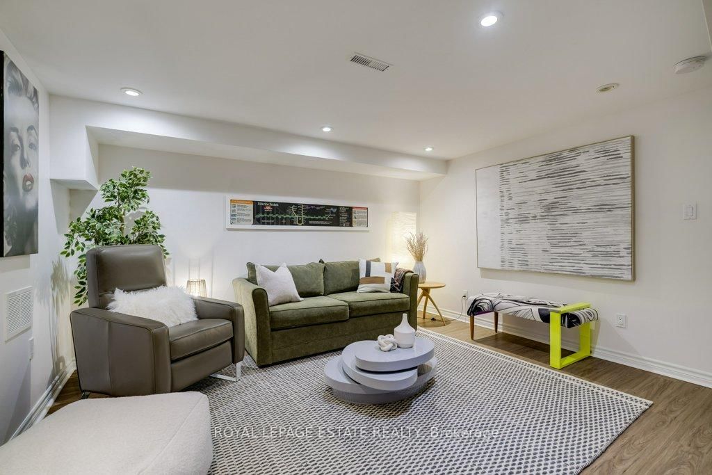 80 Elmer Avenue • Toronto, ON photo 38