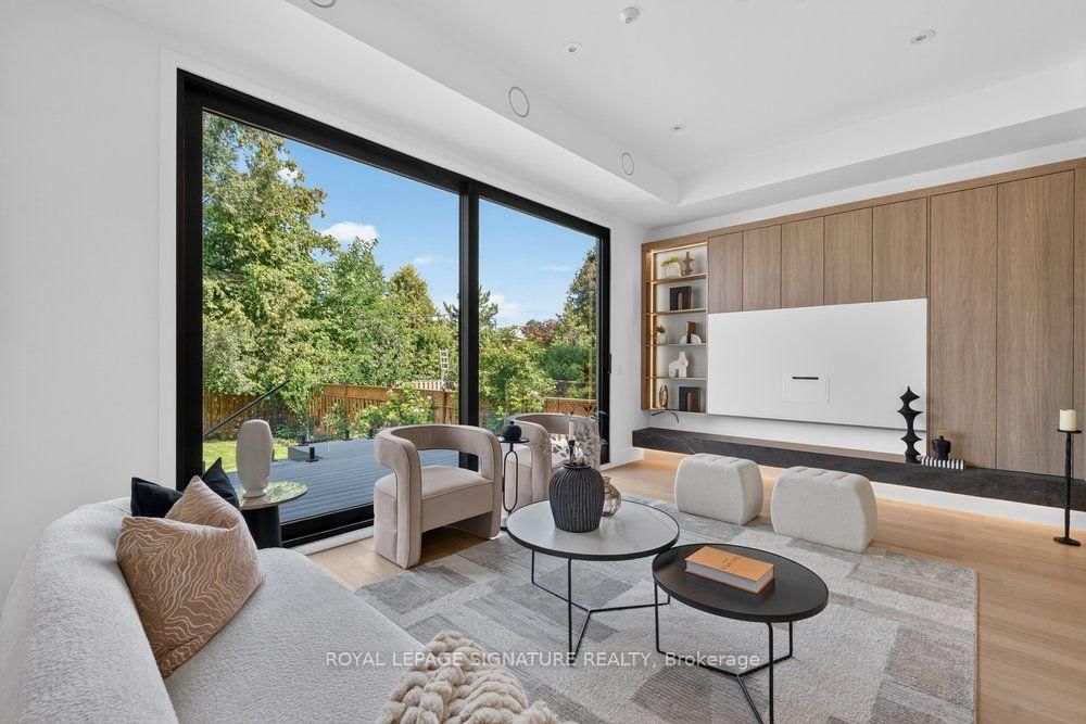 34 Northview Avenue • Toronto, ON photo 18