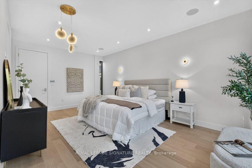 34 Northview Avenue • Toronto, ON photo 22