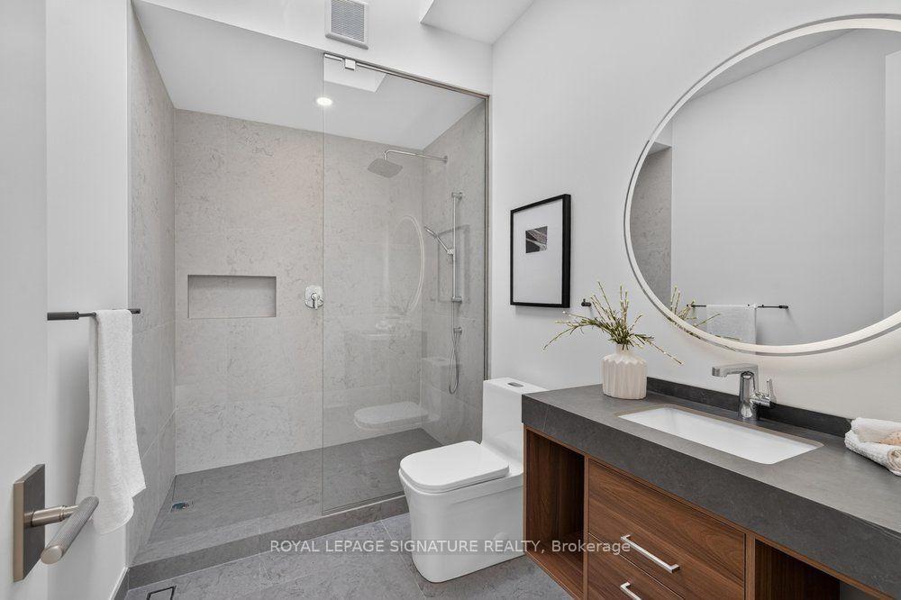 34 Northview Avenue • Toronto, ON photo 34
