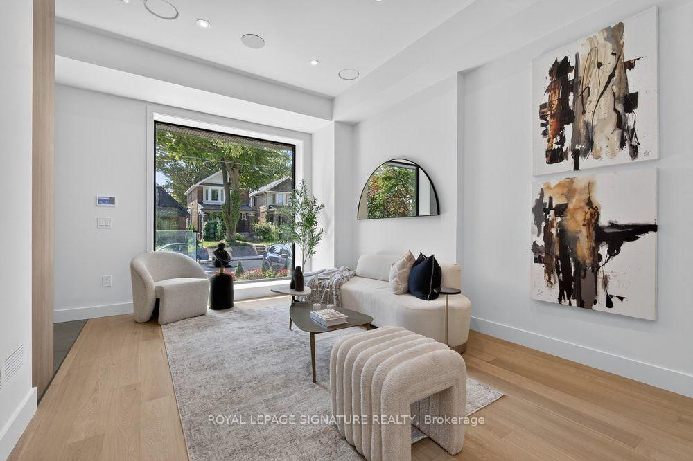 34 Northview Avenue • Toronto, ON photo 5
