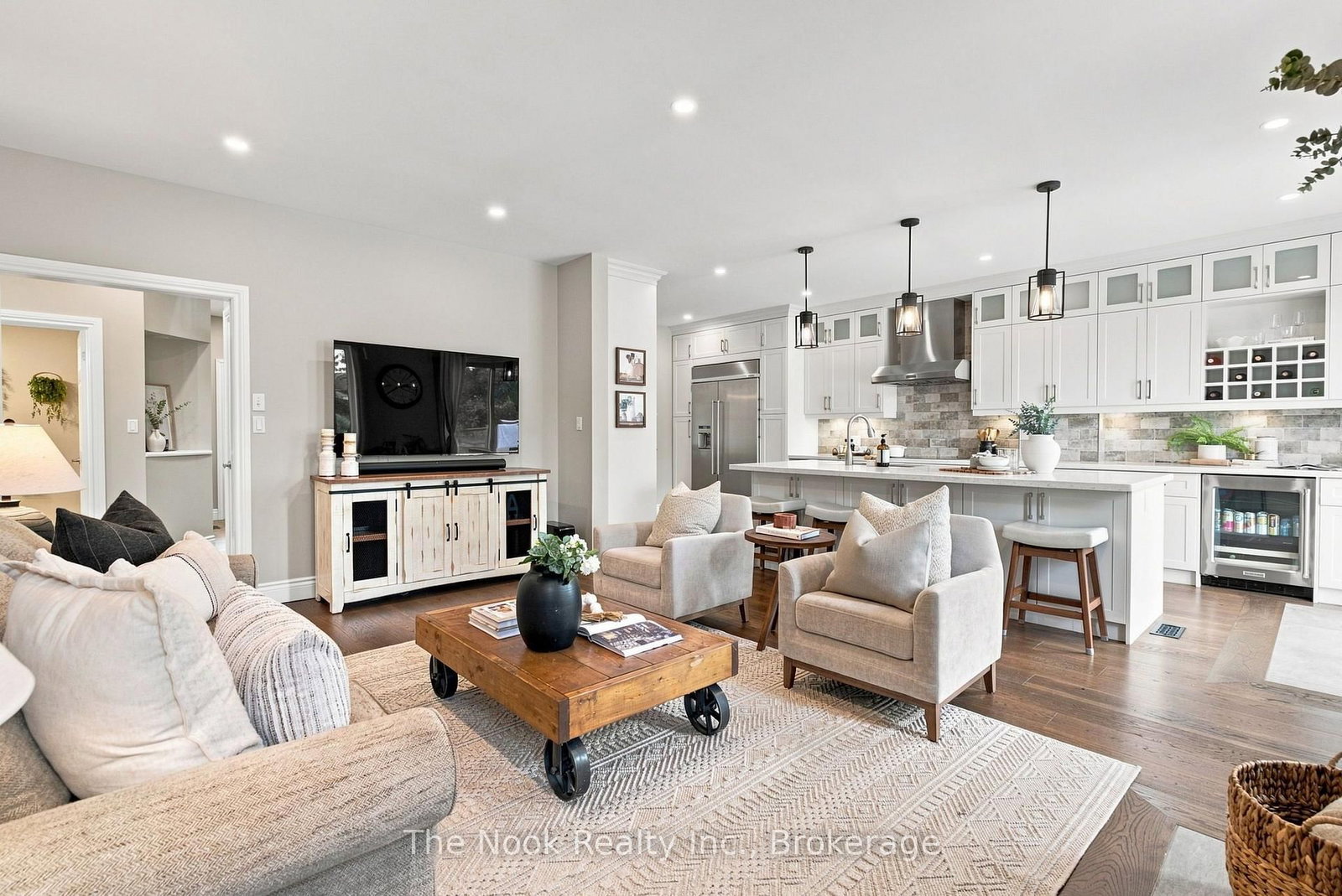 412 Meadow Street • Oshawa, ON photo 16