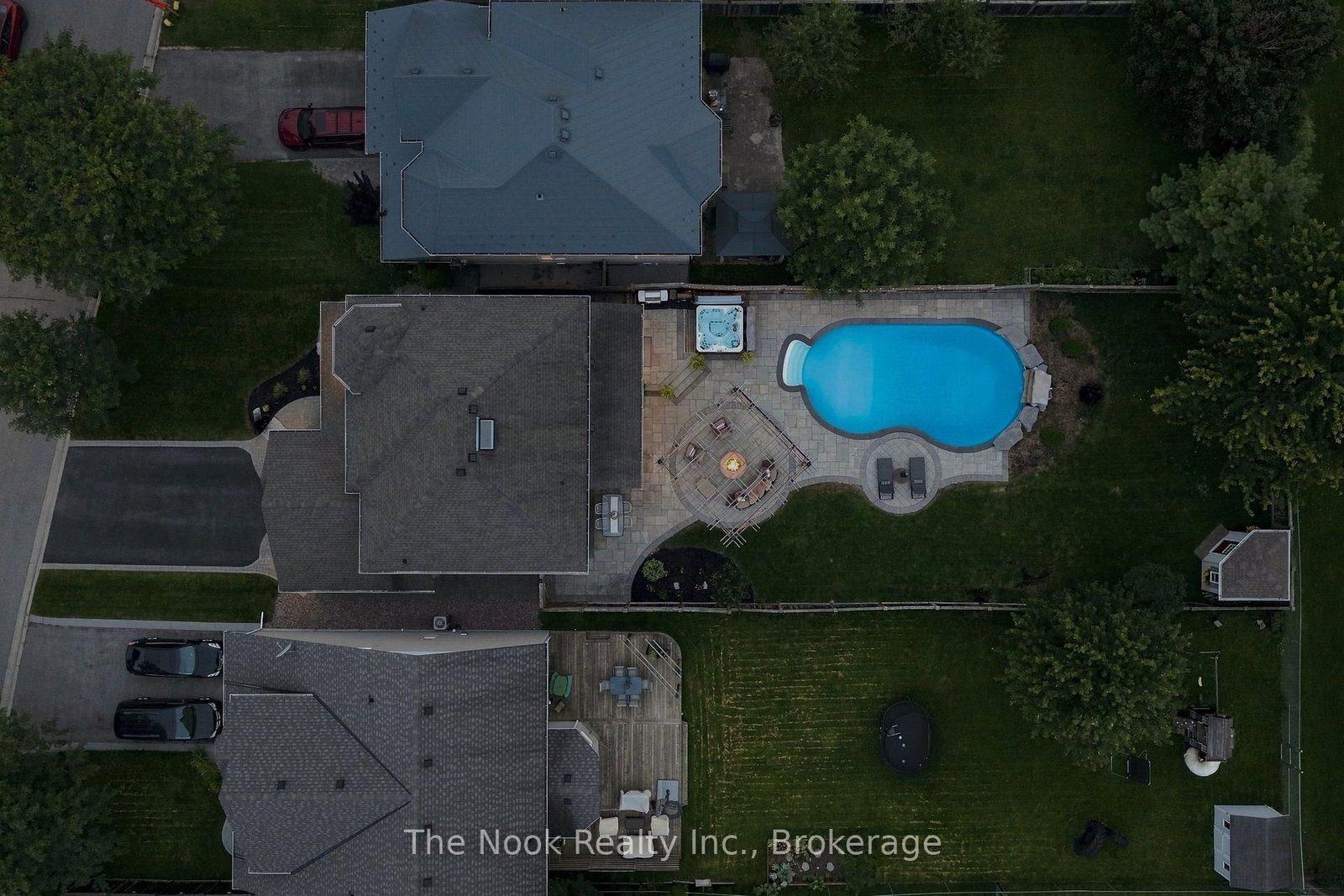 412 Meadow Street • Oshawa, ON photo 41