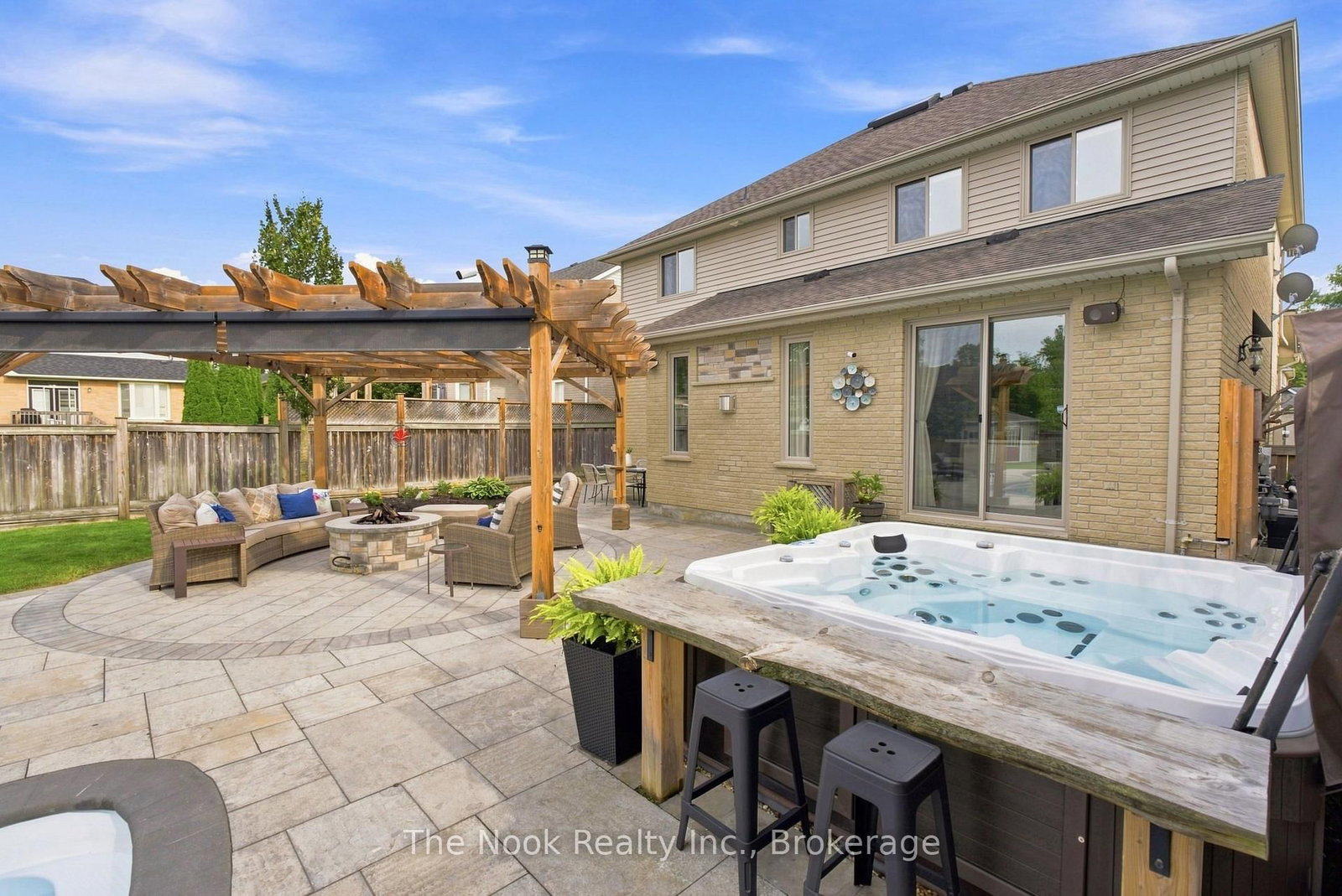 412 Meadow Street • Oshawa, ON photo 44
