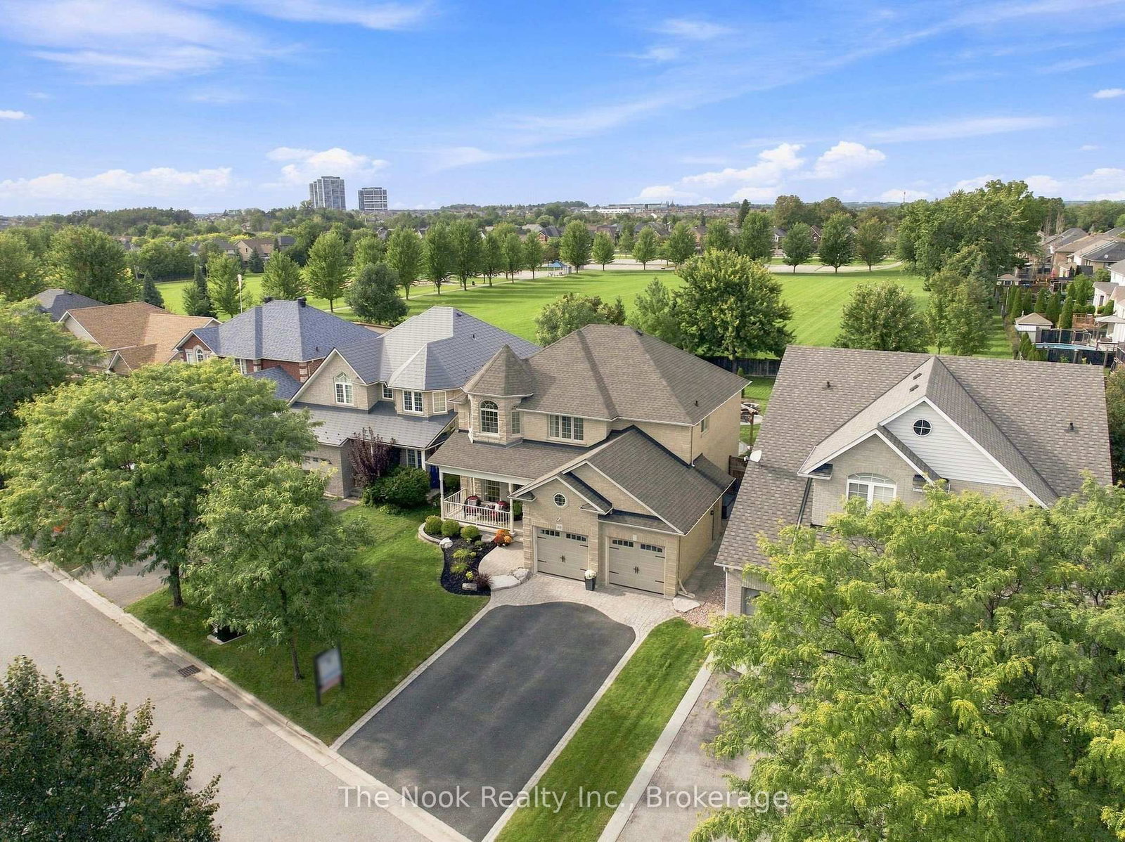 412 Meadow Street • Oshawa, ON photo 49