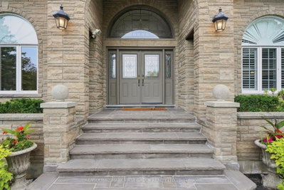 48 Buggey Lane • Ajax, ON photo 4