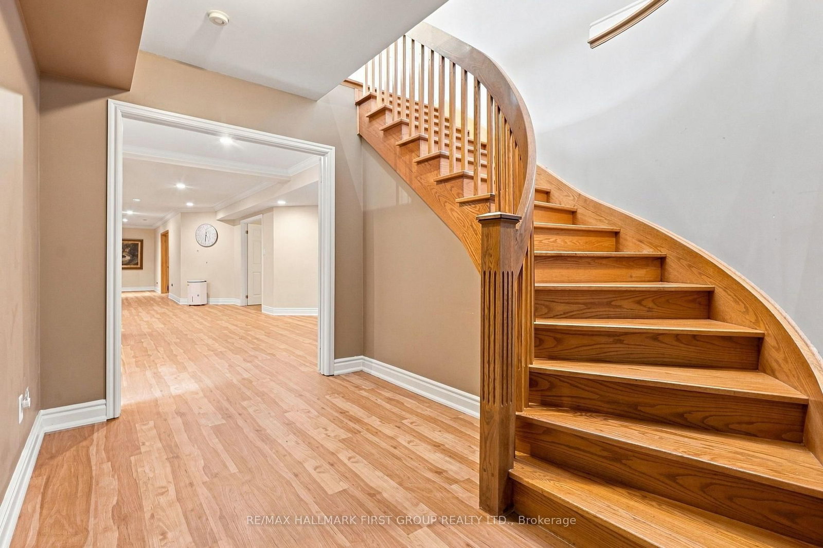 48 Buggey Lane • Ajax, ON photo 43