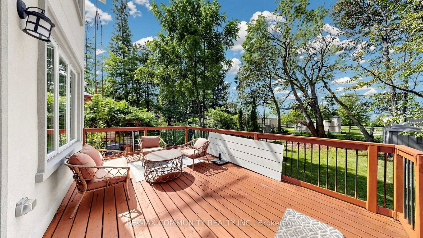 118 Harewood Avenue • Toronto, ON photo 48