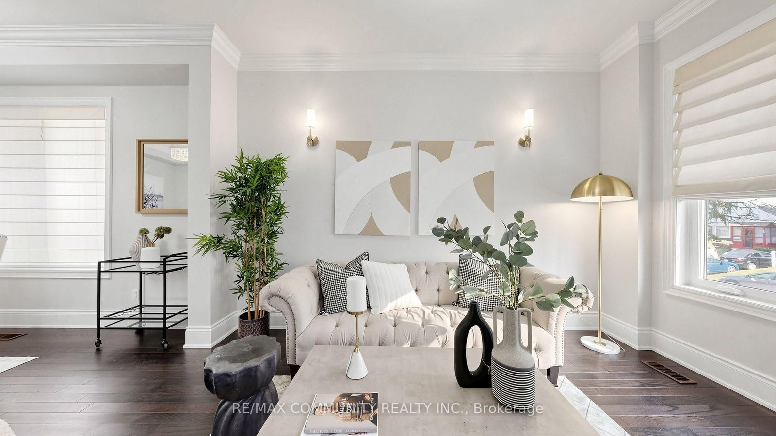 118 Harewood Avenue • Toronto, ON photo 5