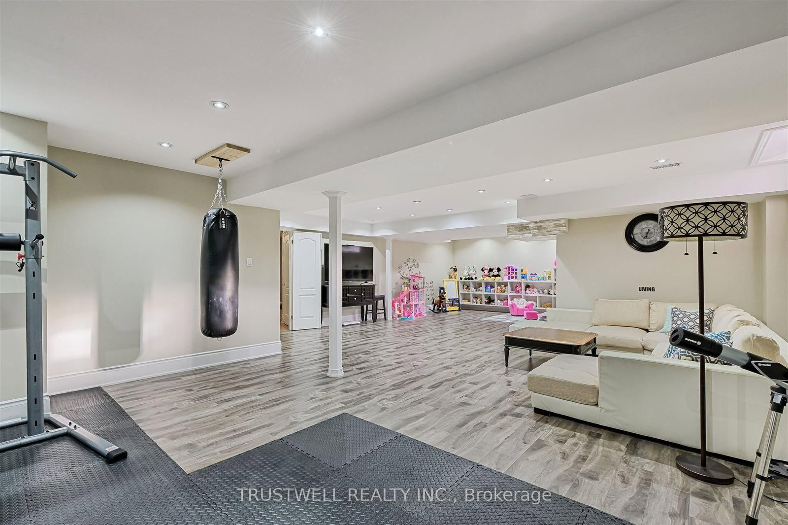 1799 Grayabbey Court • Pickering, ON photo 38