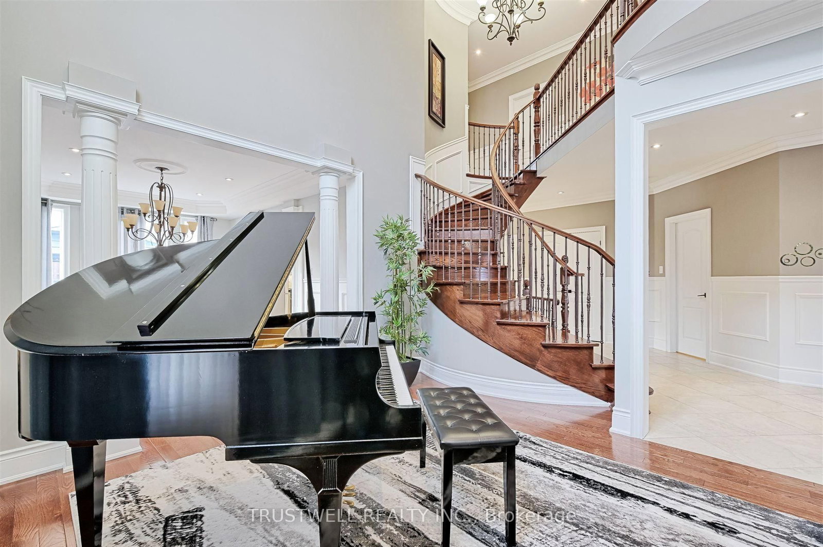 1799 Grayabbey Court • Pickering, ON photo 5