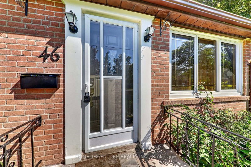Main - 46 Stamford Square N