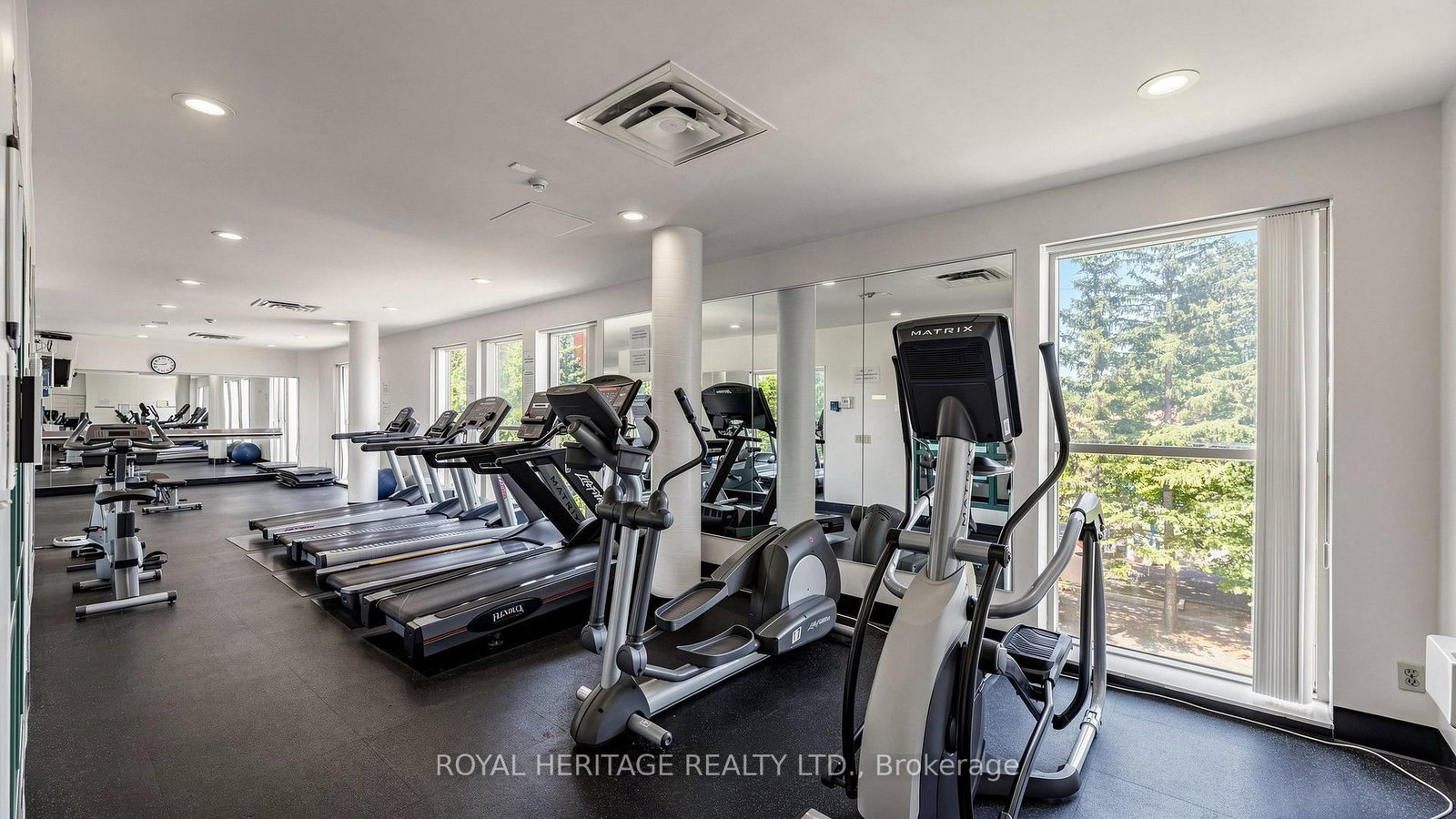 2472 Eglinton Avenue E • #Th 19 • Toronto, ON photo 44