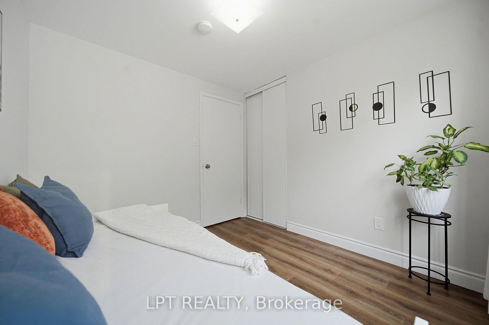 155 Glovers Road • #110 • Oshawa, ON photo 27