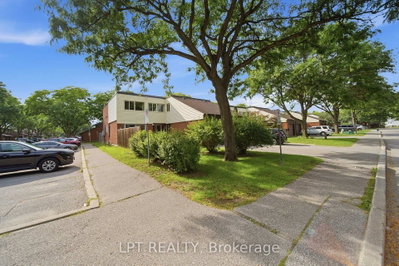 155 Glovers Road • #110 • Oshawa, ON photo 4