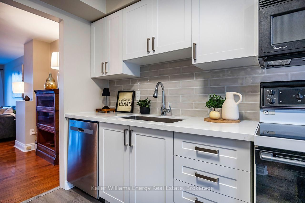 340 Pompano Court • Oshawa, ON photo 13